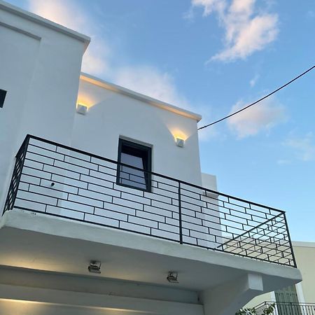 Sol Living Villa Тинос Екстериор снимка