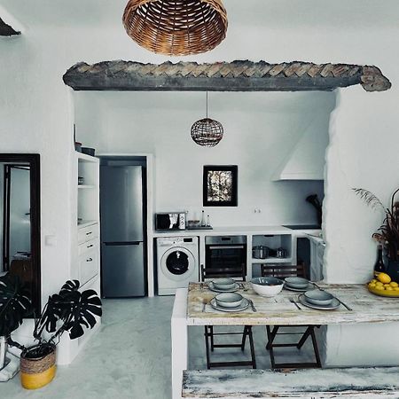 Sol Living Villa Тинос Екстериор снимка